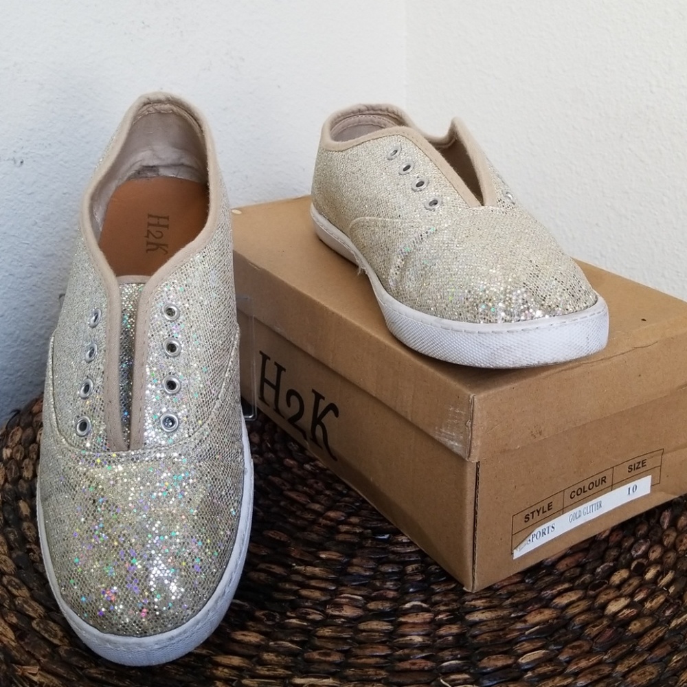 Gold glittered sneakers